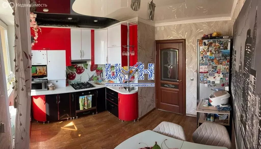 5-комнатная квартира: Курск, улица Карла Либкнехта, 42Б (94.7 м) - Фото 0