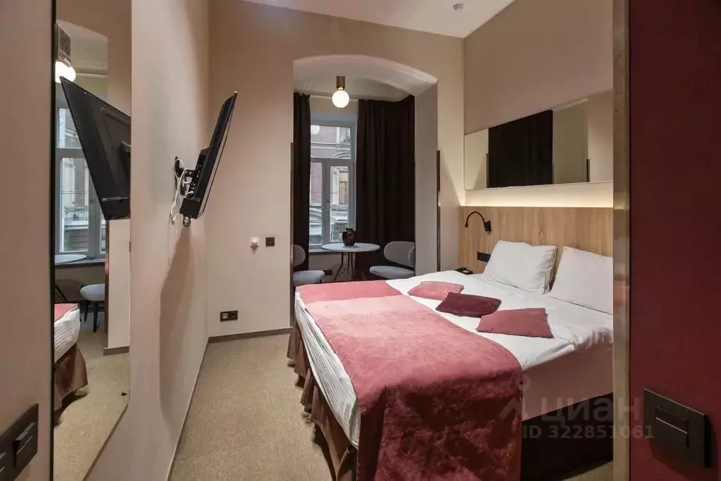 Комната Санкт-Петербург Гончарная ул., 10 - Фото 1