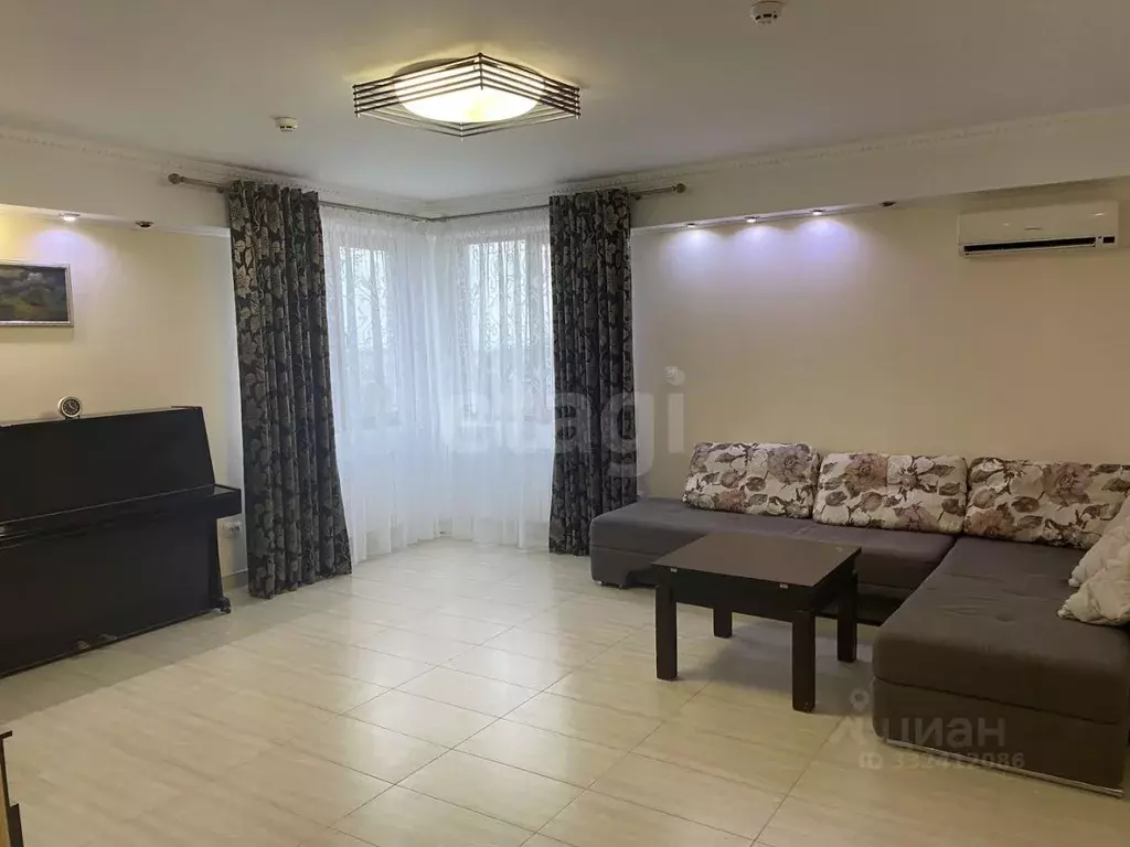 4-к кв. Крым, Феодосия ш. Симферопольское, 42А (105.9 м) - Фото 1