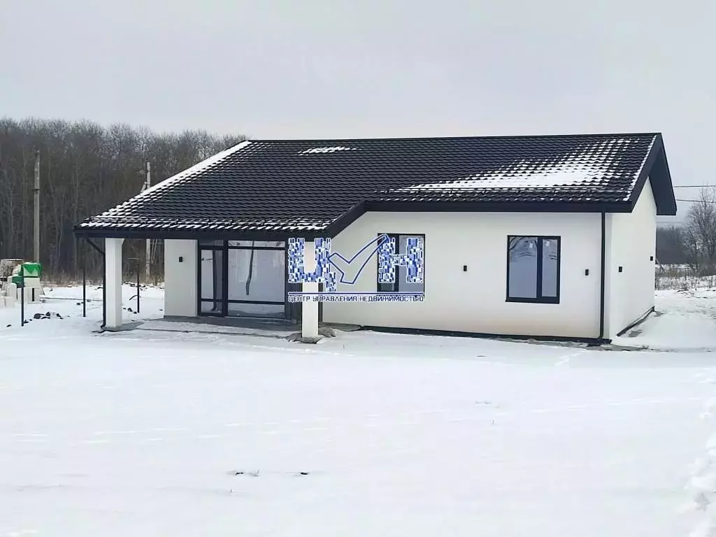 Дом в Курская область, Курский район, Моковский сельсовет, д. Гремячка ... - Фото 1