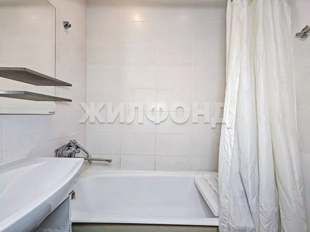 1-к кв. Новосибирская область, Новосибирск Обская ул., 82 (40.0 м) - Фото 1