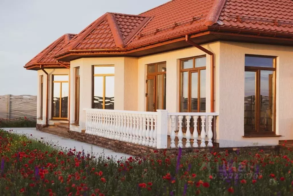 Дом в Крым, Сакский район, с. Молочное  (91 м) - Фото 2