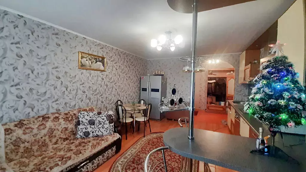 Продается 2-комнатная квартира - Фото 2