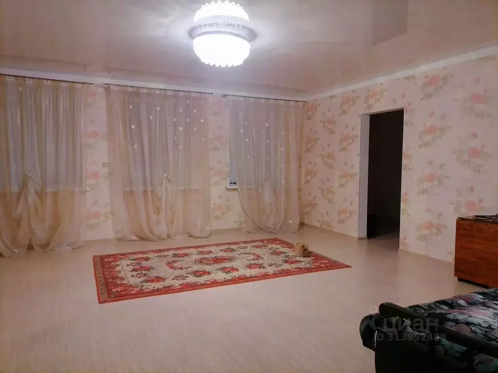 Дом в Ставропольский край, Невинномысск ул. Рылеева (205 м) - Фото 1
