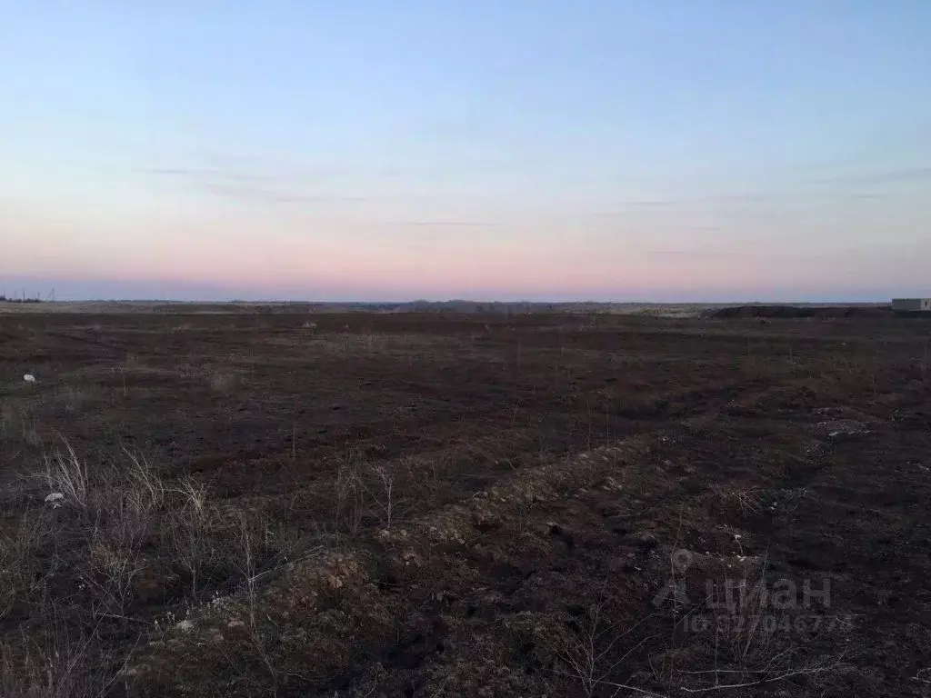 Участок в Волгоградская область, Волжский ул. Речная, 10 (9.0 сот.) - Фото 1