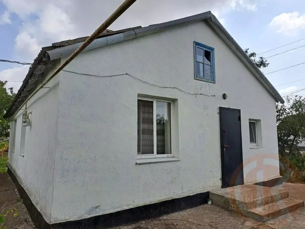 Дом в Крым, Черноморский район, с. Новоивановка ул. Молодежная, 10 (54 ... - Фото 1