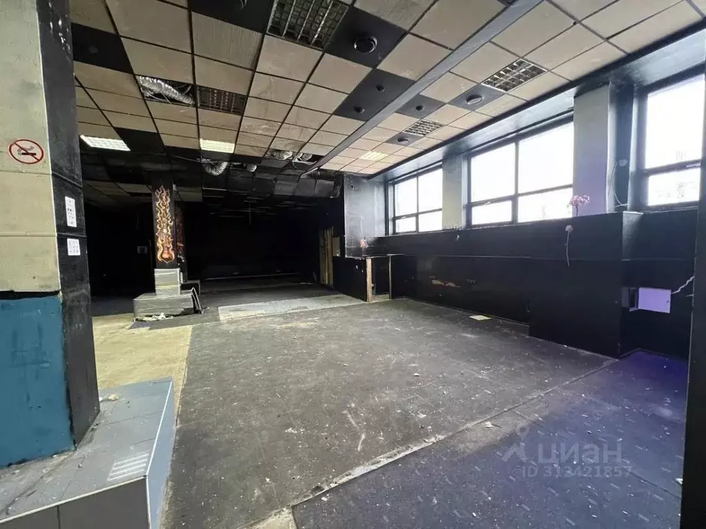 Помещение свободного назначения в Удмуртия, Ижевск ул. Ворошилова, ... - Фото 1