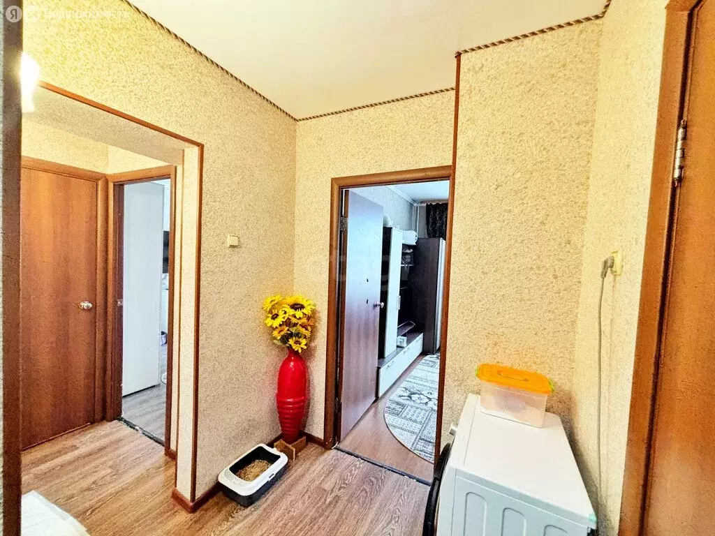 3-комнатная квартира: Шадринск, улица Ефремова, 26 (69.2 м) - Фото 2