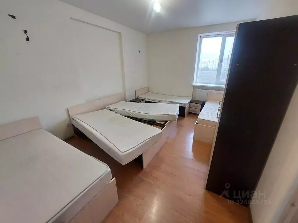 Дом в Крым, Симферопольский район, с. Чистенькое ул. Калинина (140 м) - Фото 1