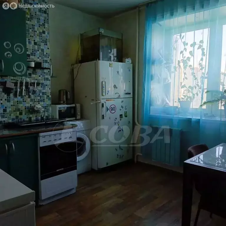 3-комнатная квартира: Тюмень, улица Николая Ростовцева, 20 (73.2 м) - Фото 1