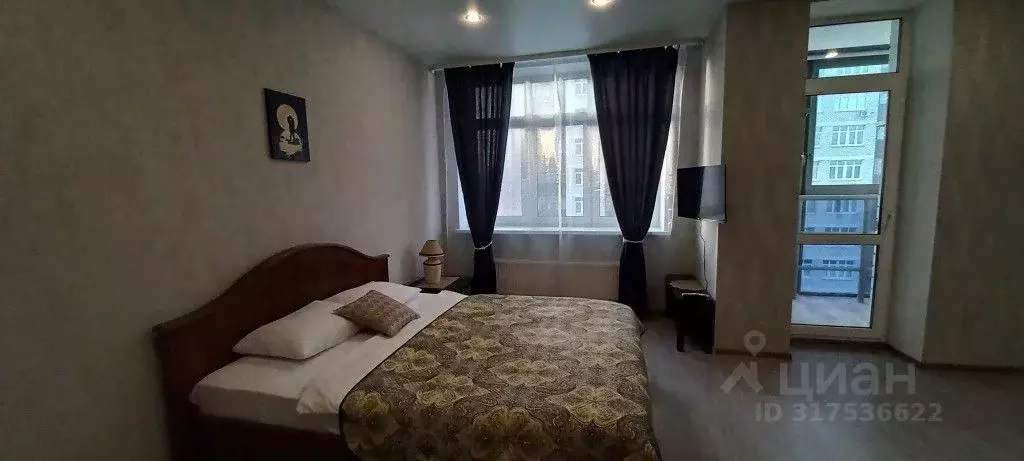 1-к кв. Свердловская область, Екатеринбург ул. Машинная, 44к2 (32.0 м) - Фото 0