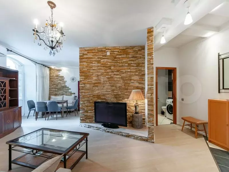 2-к. квартира, 56 м, 4/8 эт. - Фото 1