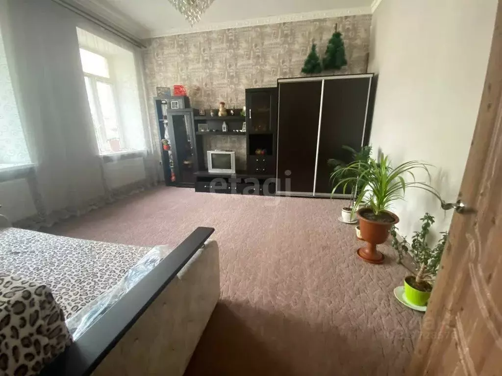 2-к кв. Крым, Симферополь ул. Толстого (63.4 м) - Фото 0