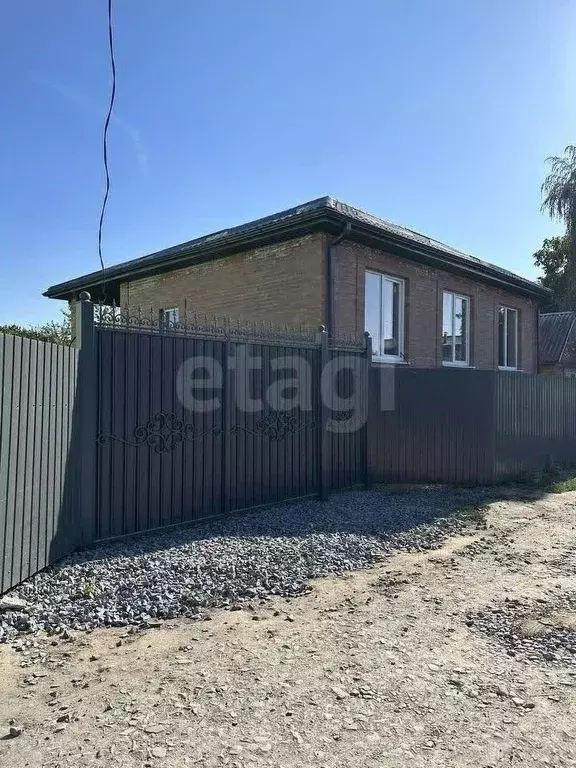 Дом в Ростовская область, Батайск Труд ДНТ, 9-я линия (120 м) - Фото 1