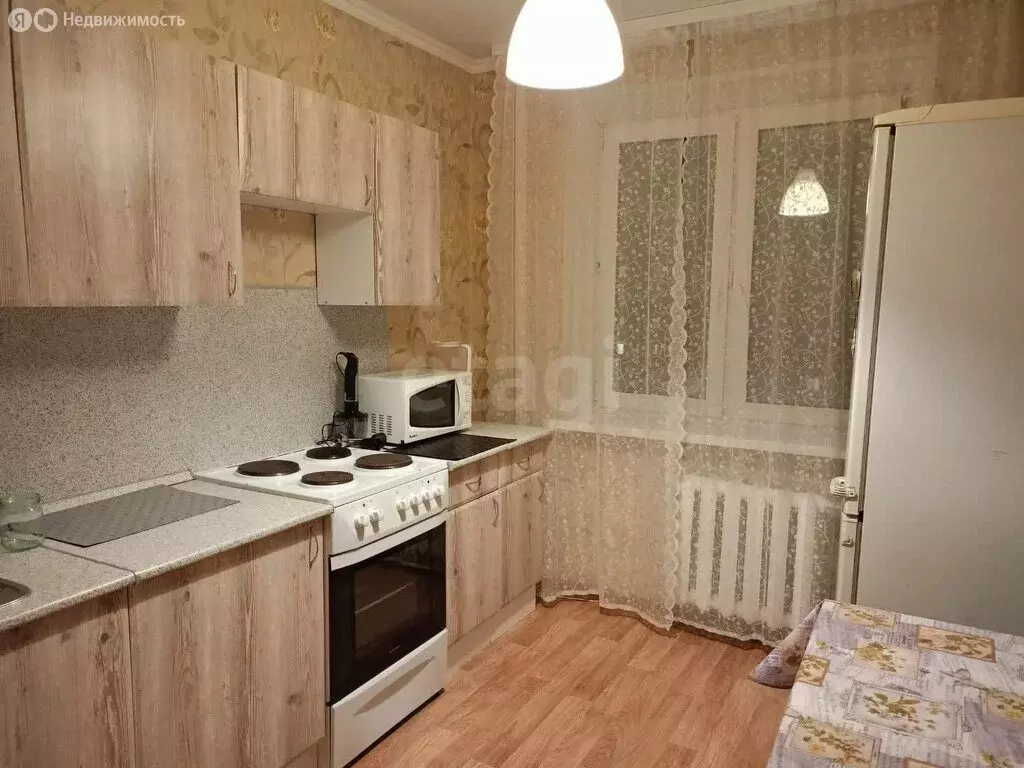 2-комнатная квартира: Тюмень, Одесская улица, 44 (50 м) - Фото 0