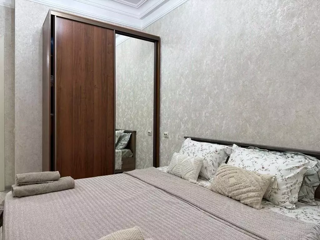 2-к кв. Дагестан, Каспийск просп. Акулиничева, 2 (66.0 м) - Фото 0