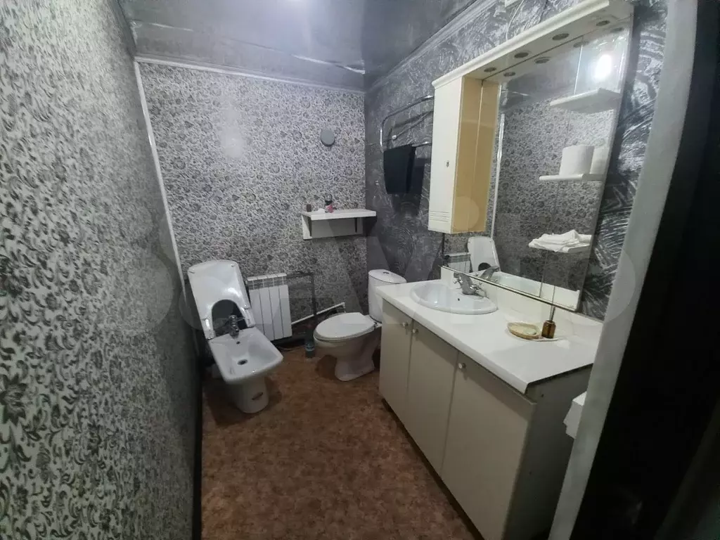 Дом 173,5 м на участке 15,3 сот. - Фото 1