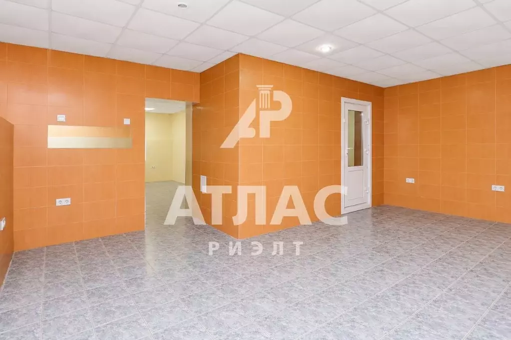 Помещение свободного назначения в Омская область, Омск Городок ... - Фото 1