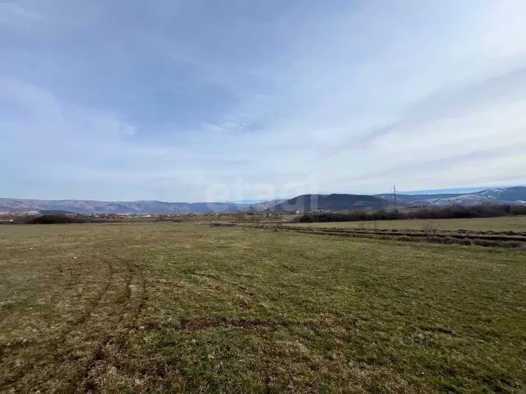 Участок в Крым, Симферопольский район, с. Доброе ул. Клубничная (6.0 ... - Фото 2