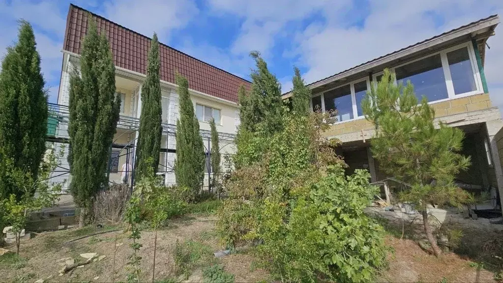 Дом в Крым, Судак муниципальный округ, с. Миндальное ул. Львовская ... - Фото 1