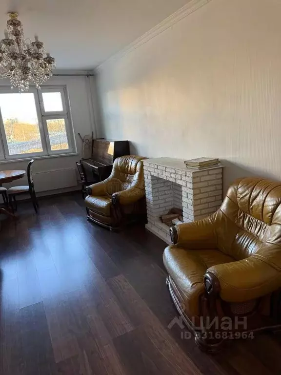 3-к кв. Москва Перовская ул., 66к8 (82.5 м) - Фото 2
