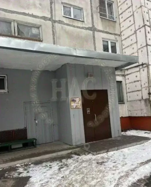 3-к кв. Курская область, Курск Курского завода тракторных запчастей ... - Фото 0