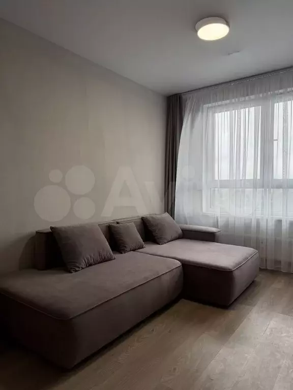 1-к. квартира, 50 м, 12/17 эт. - Фото 0