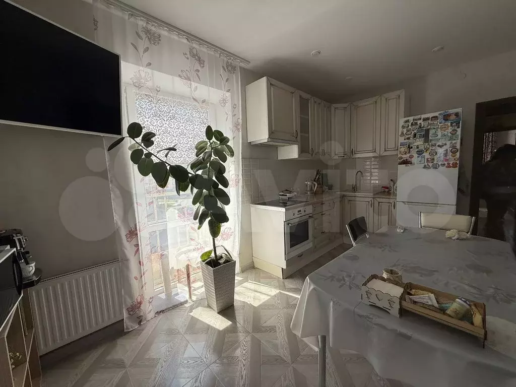 3-к. квартира, 60 м, 4/9 эт. - Фото 1
