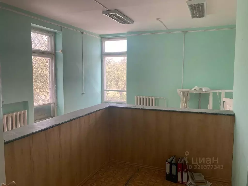 Помещение свободного назначения в Ставропольский край, с. Левокумское ... - Фото 1