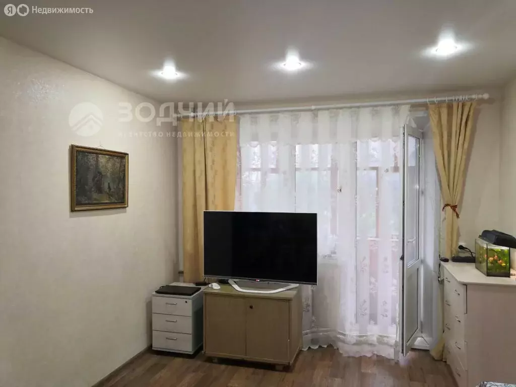 2-комнатная квартира: Чебоксары, улица Аркадия Гайдара, 7 (40.2 м) - Фото 0