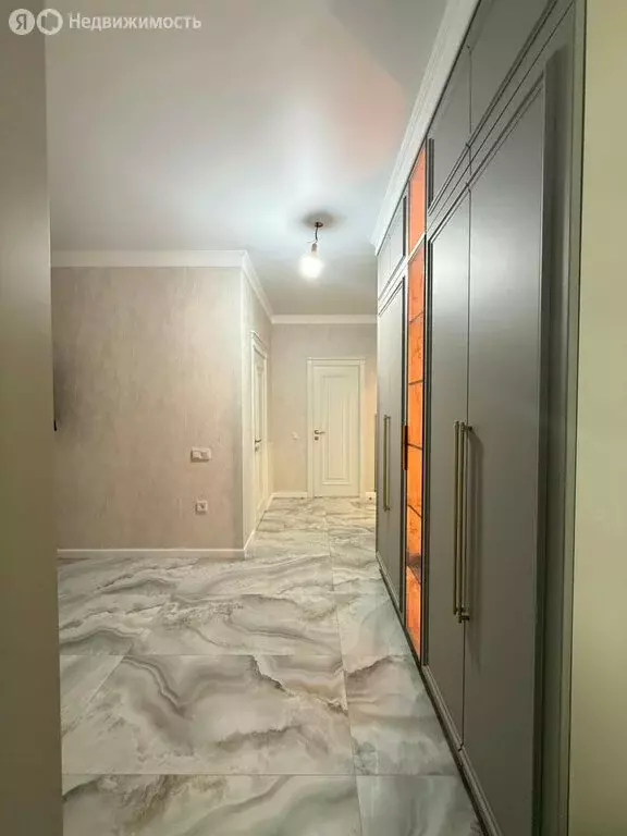 2-комнатная квартира: Нальчик, улица Тлостанова, 28Б (78 м) - Фото 2