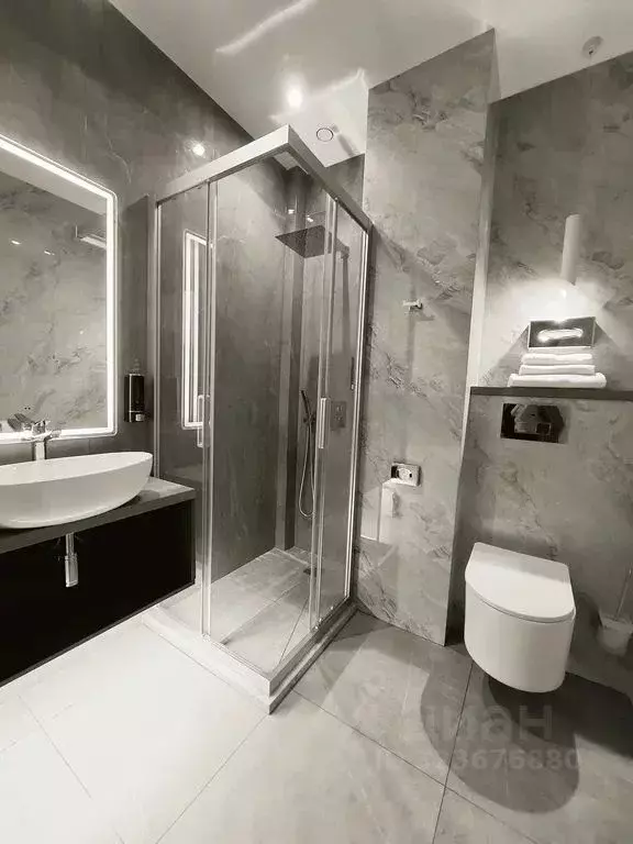 Комната Ханты-Мансийский АО, Сургут Набережный просп., 13/1 - Фото 1