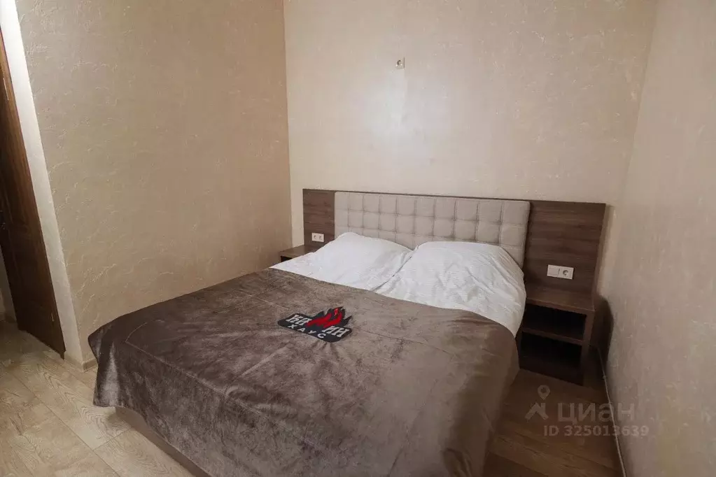 Комната Карачаево-Черкесия, Теберда Карачаевский городской округ, ул. ... - Фото 1