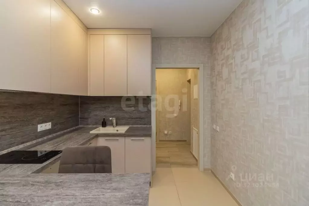 Студия Тюменская область, Тюмень ул. Раушана Абдуллина, 6 (29.0 м) - Фото 1