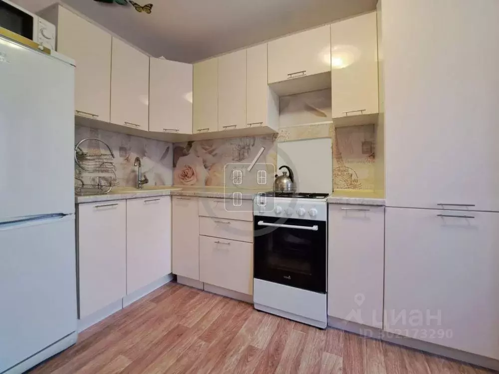 1-к кв. Калужская область, Калуга Привокзальная ул., 16к1 (35.8 м) - Фото 2