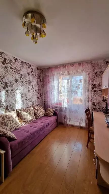 2-к. квартира, 60 м, 5/10 эт. - Фото 0