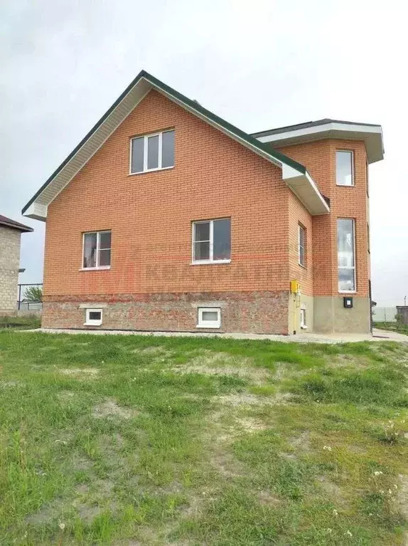 Дом в Белгородская область, Старый Оскол ул. Сергиевская, 28 (153 м) - Фото 0