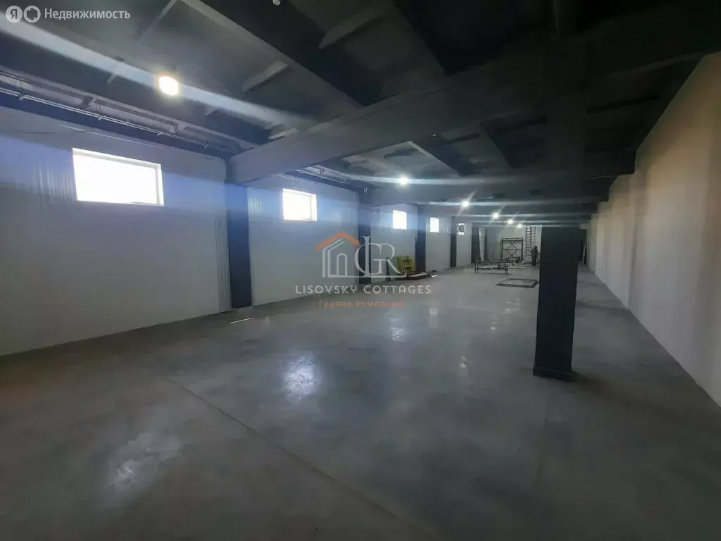 Торговая площадь (300 м) - Фото 2