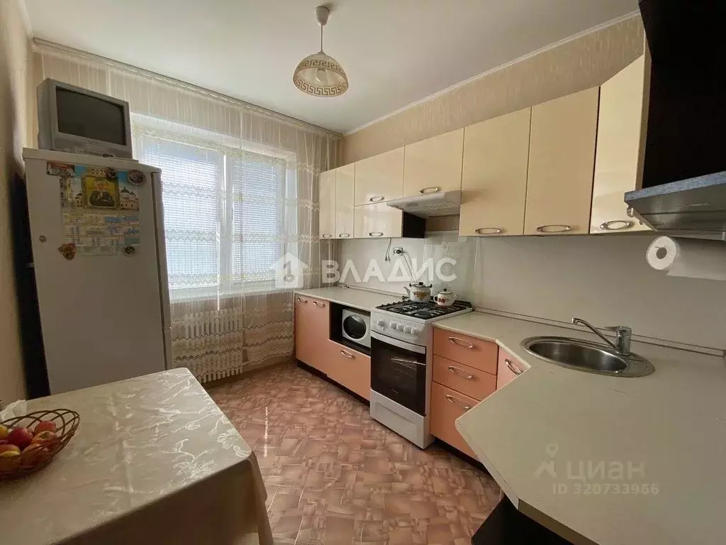 3-к кв. Оренбургская область, Орск Новый город мкр, ул. Маршала ... - Фото 1