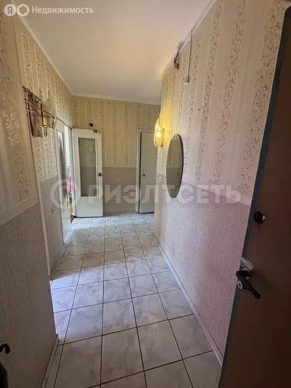2-комнатная квартира: Североморск, улица Адмирала Сизова, 2 (47.8 м) - Фото 1