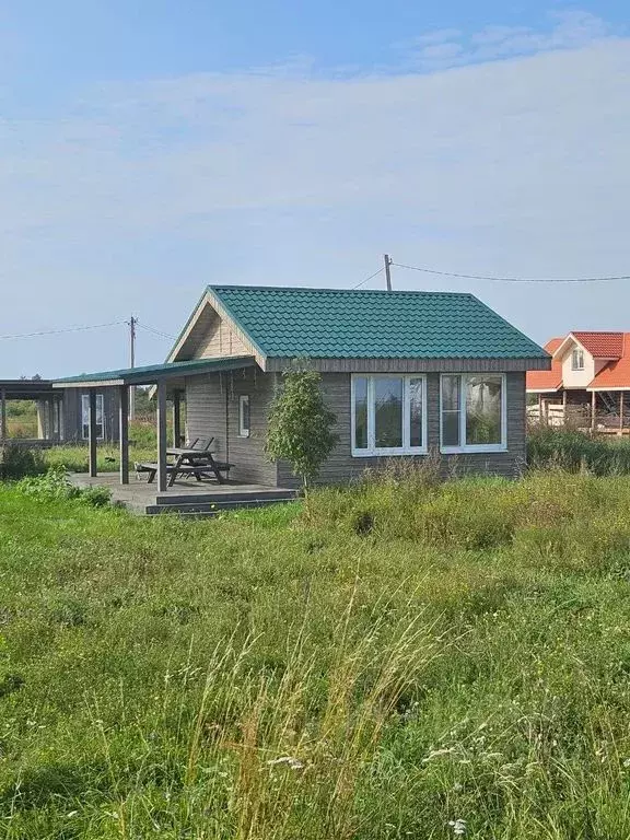 Дом в Новгородская область, Старорусский район, Наговское с/пос, д. ... - Фото 1