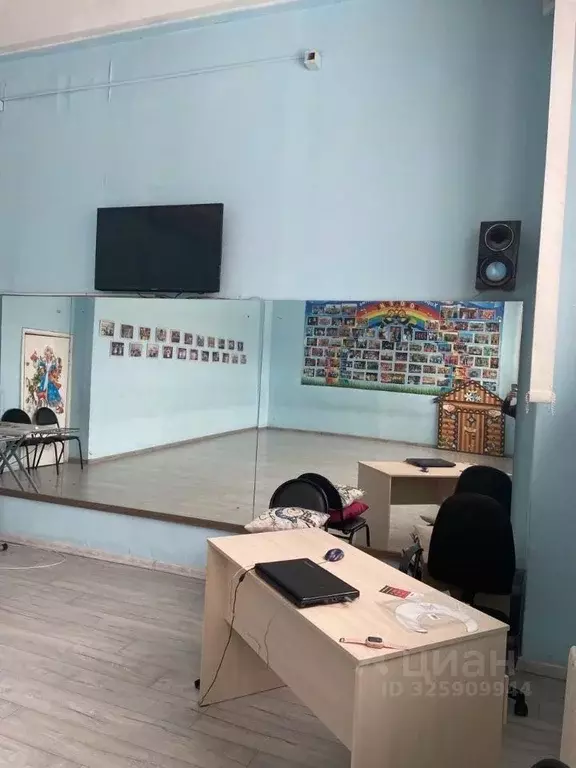 Помещение свободного назначения в Кемеровская область, Кемерово просп. ... - Фото 2