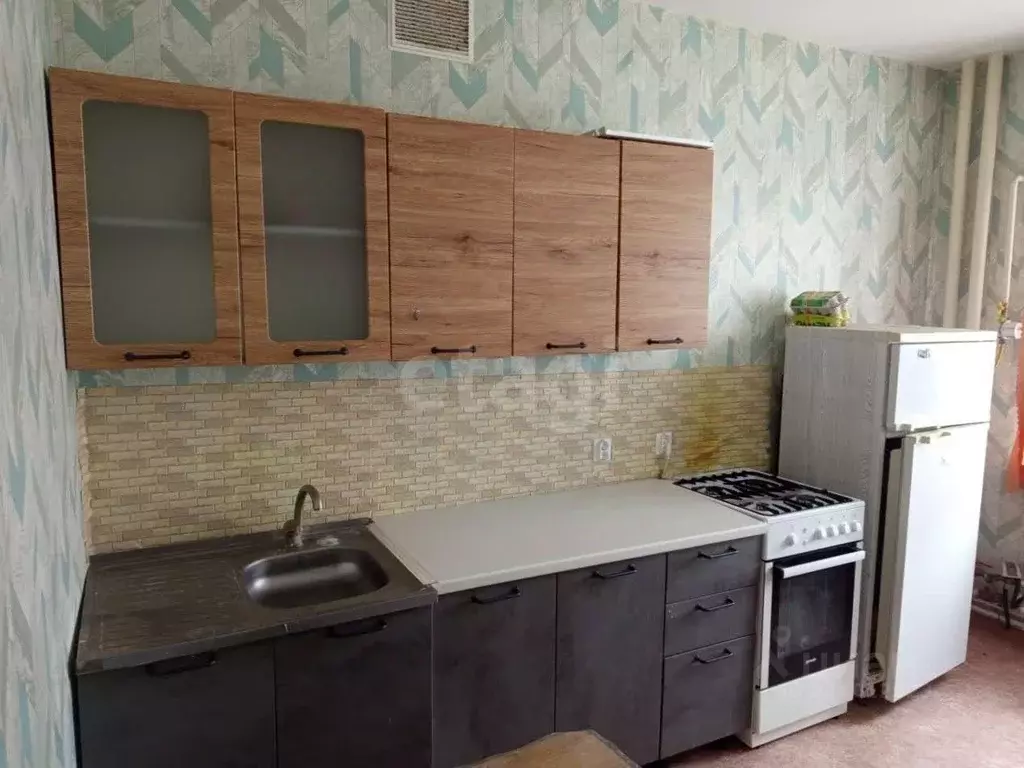 1-к кв. Белгородская область, Губкин Севастопольская ул., 109 (48.2 м) - Фото 1