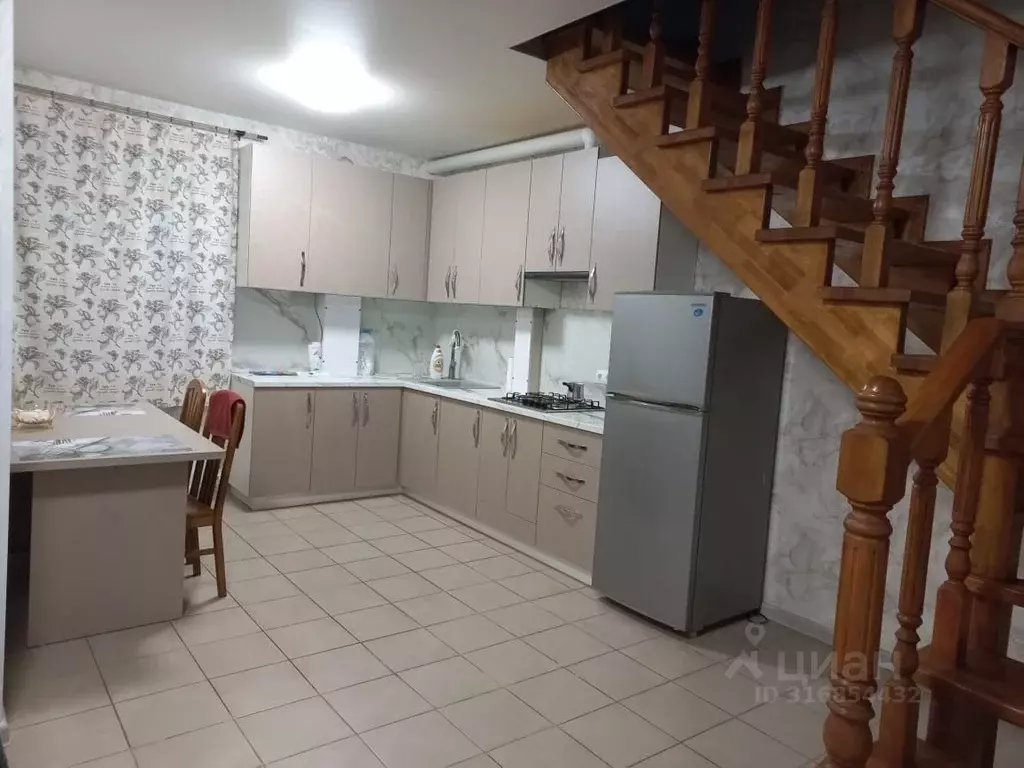 Коттедж в Московская область, Химки Сходня мкр, ул. Горького, 13А (85 ... - Фото 0