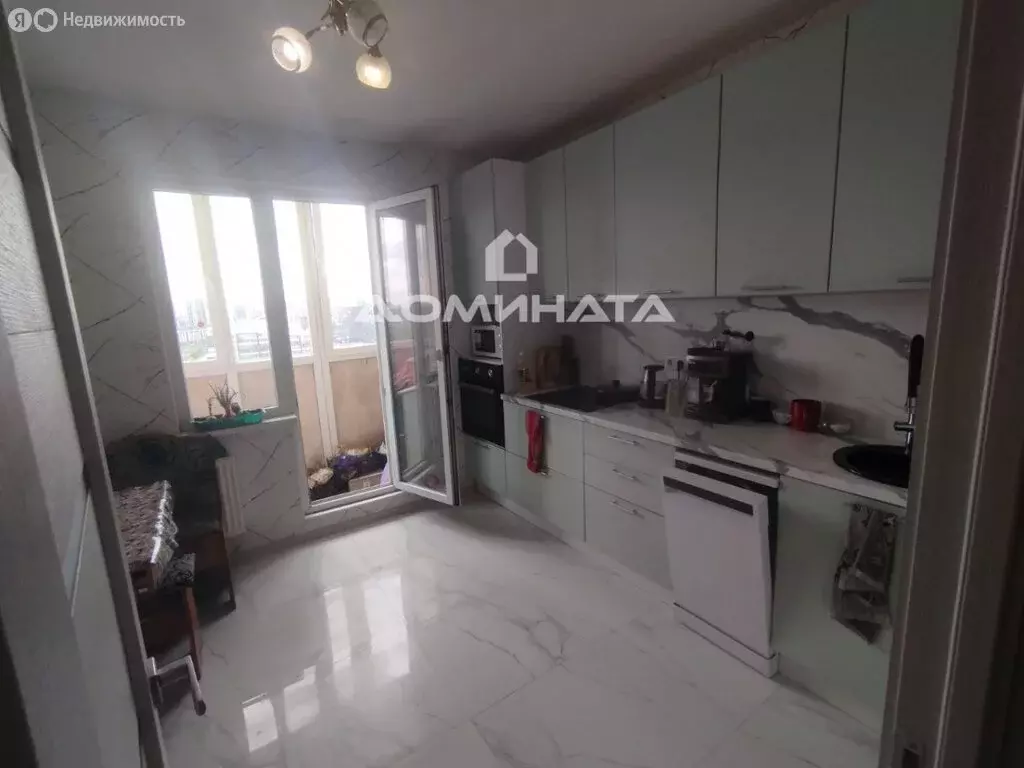 3-комнатная квартира: Санкт-Петербург, улица Маршала Захарова, 12к2 ... - Фото 1