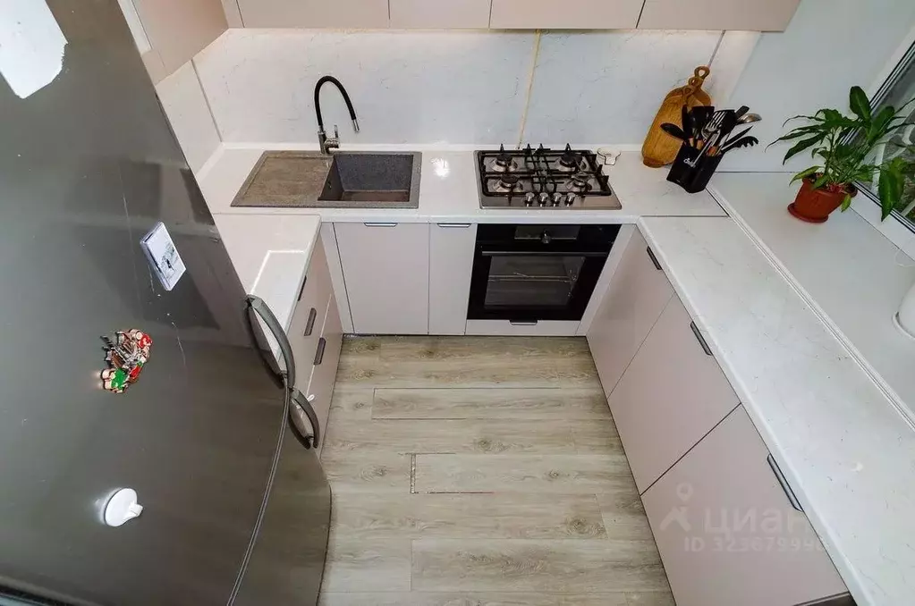 1-к кв. Свердловская область, Екатеринбург ул. Папанина, 3 (42.0 м) - Фото 2