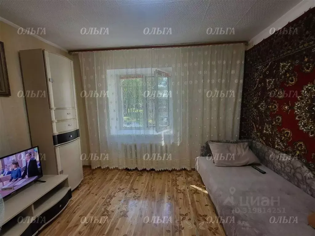2-к кв. Еврейская автономная область, Биробиджан ул. Калинина, 65 ... - Фото 0