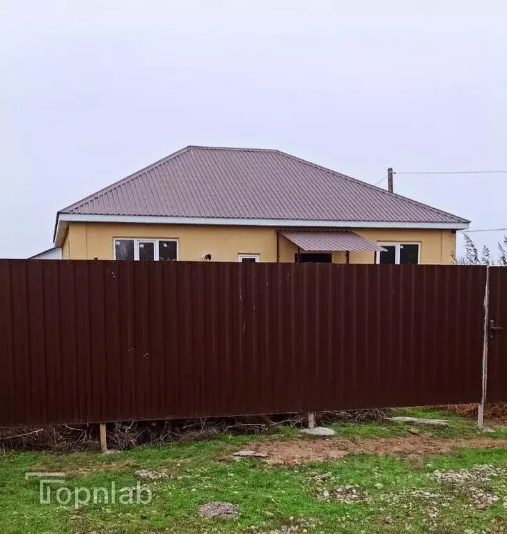 Дом в Астраханская область, Приволжский район, с. Килинчи ул. ... - Фото 1