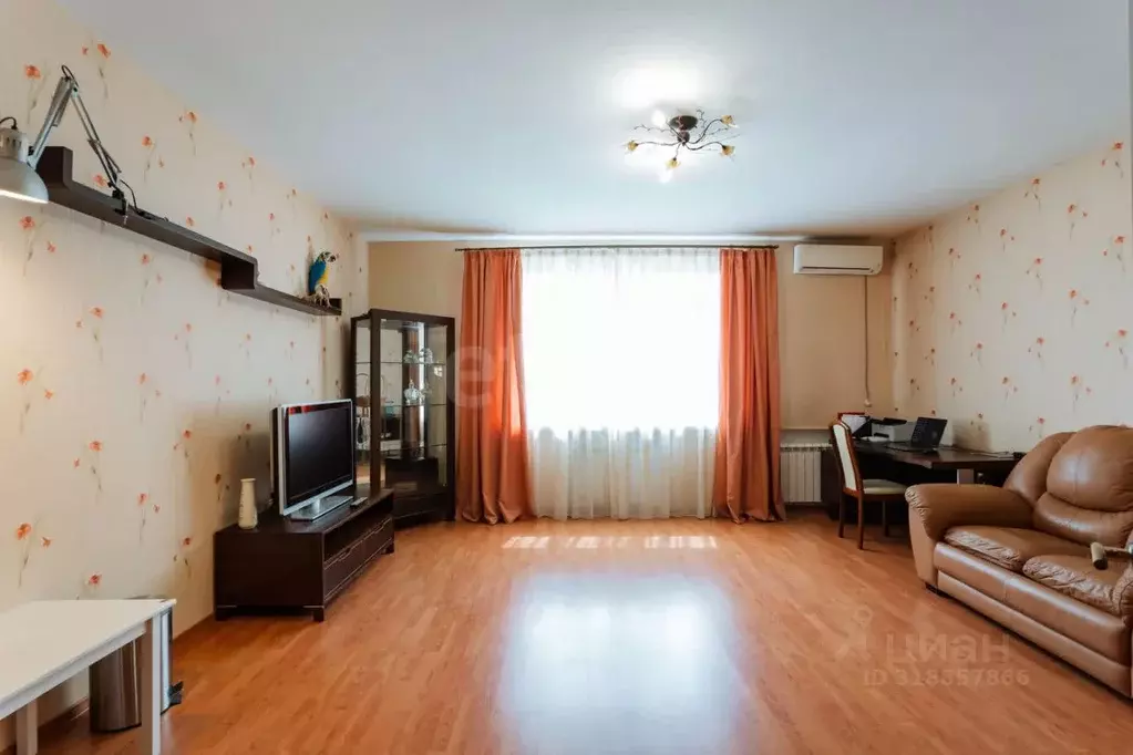 2-к кв. Башкортостан, Уфа ул. Цюрупы, 145/1 (81.8 м) - Фото 0