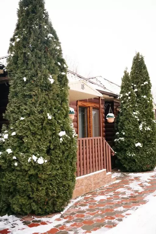 Дом в Астраханская область, Ахтубинск ул. Агурина, 15 (20 м) - Фото 2